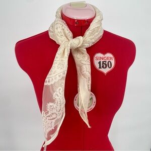2FOR$20 Vintage Sheer Off White Gorgeous Paisley Bandana Print Scarf